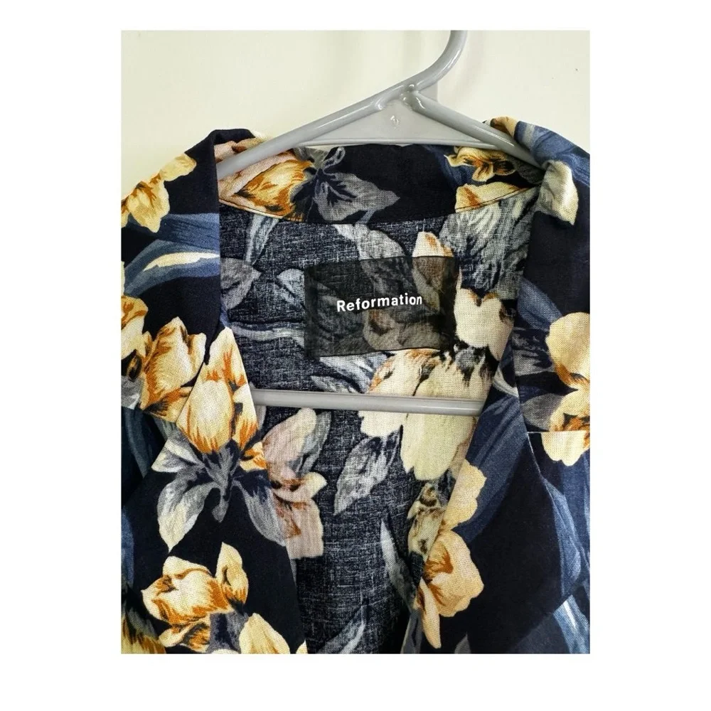 Reformation Hawaiian print two piece linen shorts set size XS